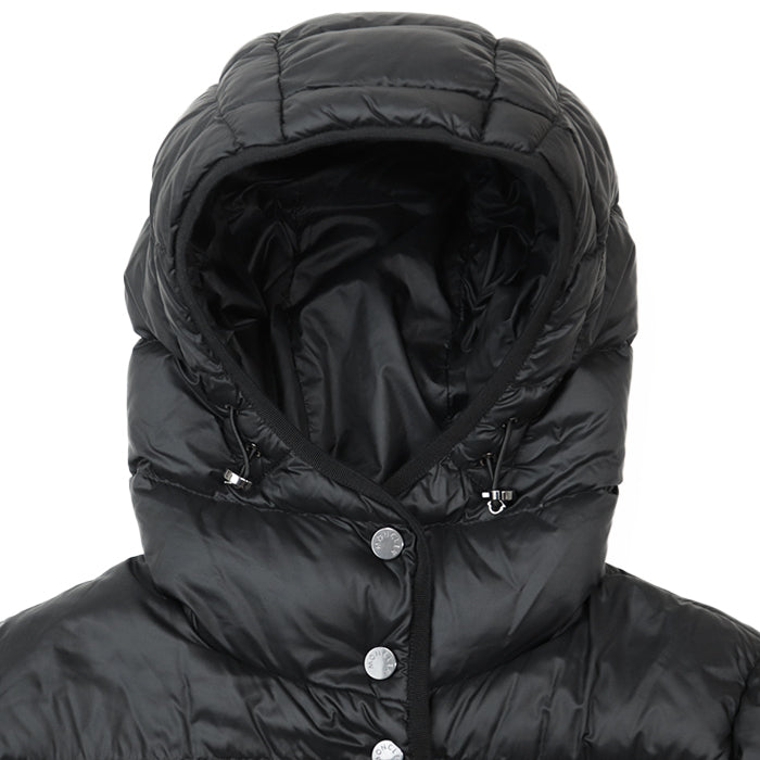 MONCLER Down jacket [Outer fabric] 100% nylon [Lining] 100% nylon [Filling] 90% down, 10% feather [Other fabric] 100% nylon black Women Used Authentic