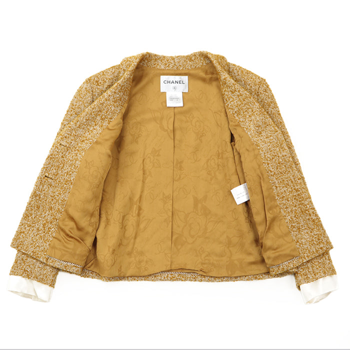 CHANEL Other outerwear [Outer material] 74% wool, 12% cotton [Lining] 100% silk Mustard white Women 40 Used Authentic