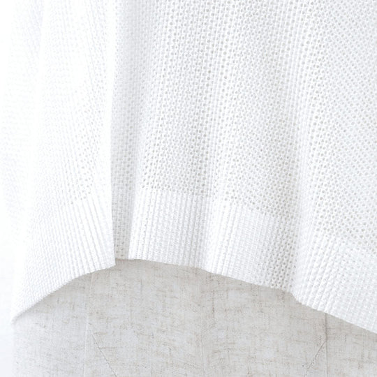 PLEATS PLEASE Cut Polyester (Unknown as the tag is missing) white Women The size is unknown because the tag has been cut off Used Authentic