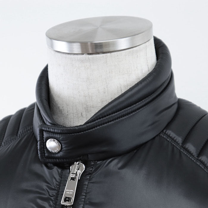 PRADA Down vest SGB628 100% nylon [Filling] 90% down, 10% feather [Other fabric] 100% polyester [Leather part] 100% calf leather black mens 48 Used Authentic