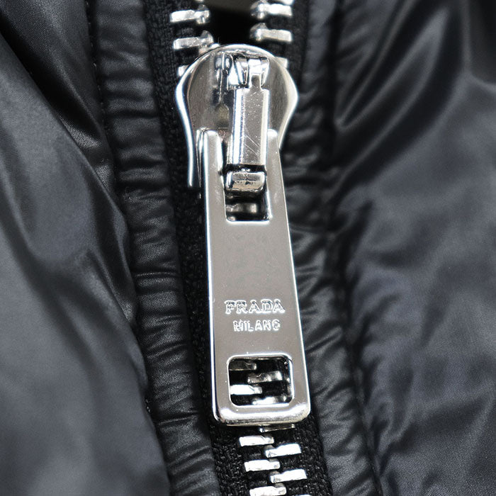 PRADA Down vest SGB628 100% nylon [Filling] 90% down, 10% feather [Other fabric] 100% polyester [Leather part] 100% calf leather black mens 48 Used Authentic