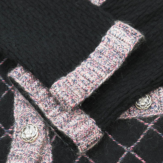 CHANEL knit 50% silk, 40% cashmere Black pink P52797 Women 38 Used Authentic