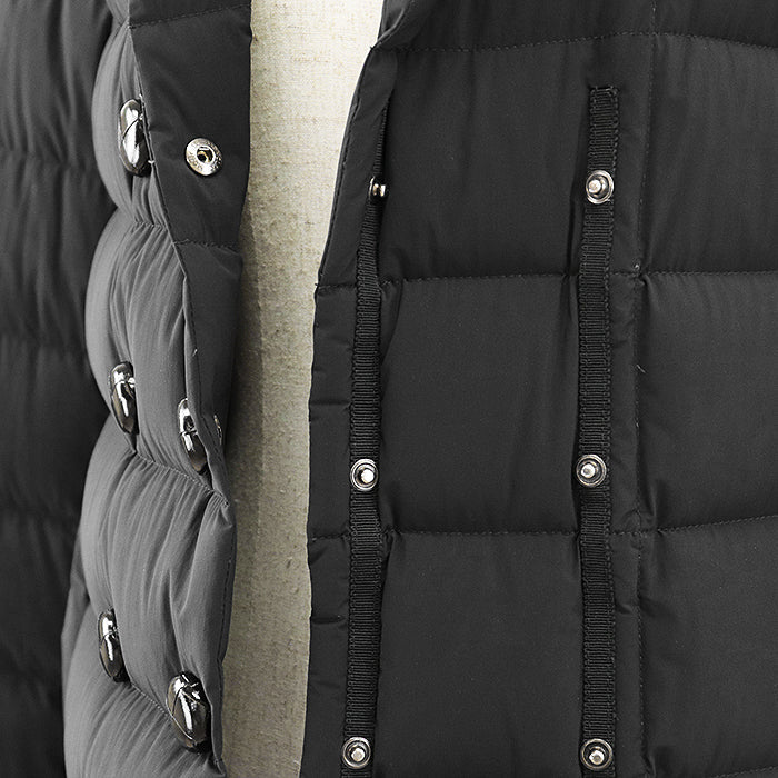 MONCLER coat 68% nylon, 32% polyurethane [Filling] 90% down, 10% feather black Women 1 Used Authentic