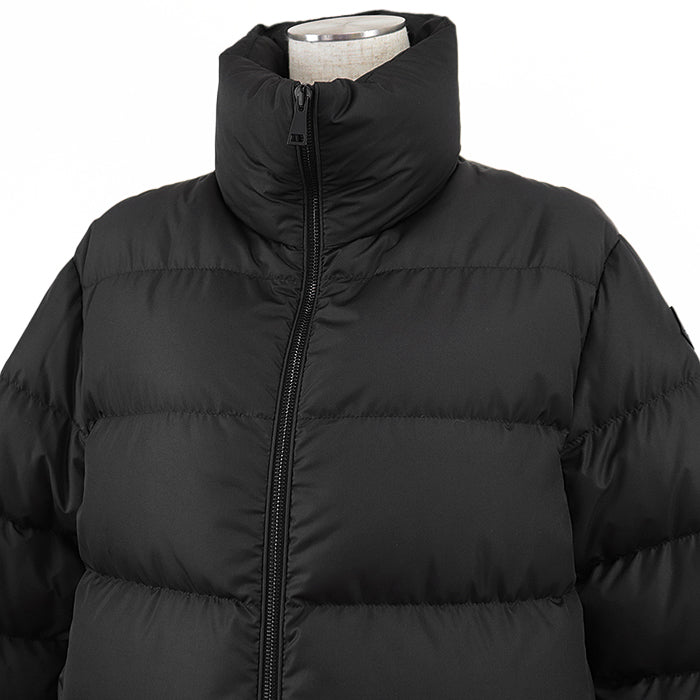 MONCLER Down jacket 59632 [Outer material] 100% polyester [Lining] 100% nylon [Filling] 90% down, 10% feather black zero