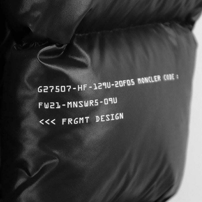 MONCLER GENIUS Down jacket 53A0E 100% nylon [Filling] 90% down, 10% feather black mens 1 Used Authentic