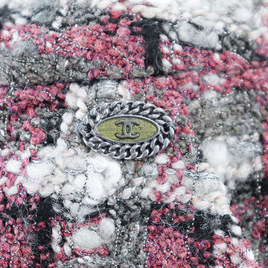 CHANEL skirt [Outer fabric] 42% silk, 19% nylon [Lining] 100% silk [Other fabric] 100% rabbit Burgundy Khaki Women 38 Used Authentic