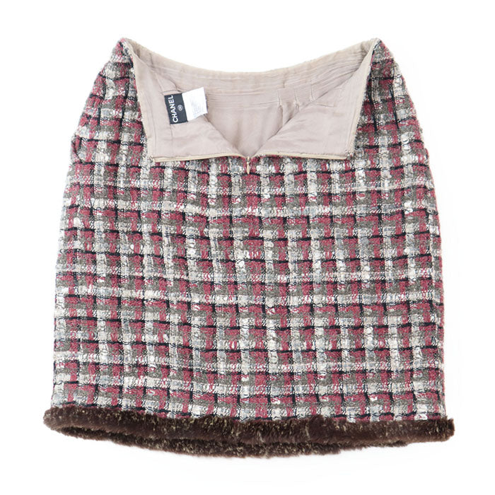 CHANEL skirt [Outer fabric] 42% silk, 19% nylon [Lining] 100% silk [Other fabric] 100% rabbit Burgundy Khaki Women 38 Used Authentic