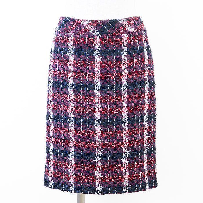 Harrods setup [Outer material] 40% cotton, 30% polyester [Lining] 100% cupra Red, Multicolor Women 2 Used Authentic