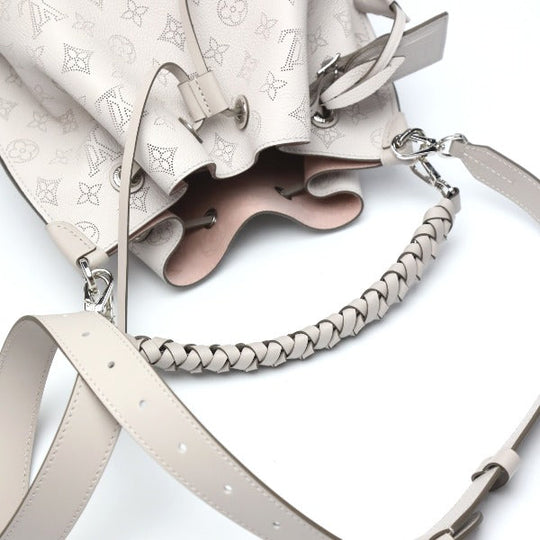 LOUIS VUITTON Shoulder Bag M21006 Monogram Mahina keybell Shoulder Bag Mahina Mulia Women Used Authentic