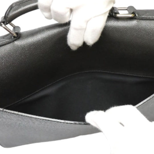 LOUIS VUITTON Business bag M32752 Taiga Leather black Briefcase Taiga Aldoise mens Used Authentic