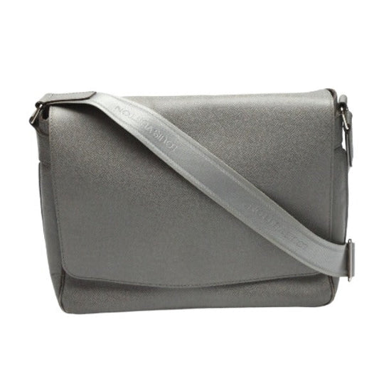 LOUIS VUITTON Shoulder Bag M32623 Taiga Leather gray Men's men's Taiga Roman MM mens Used Authentic