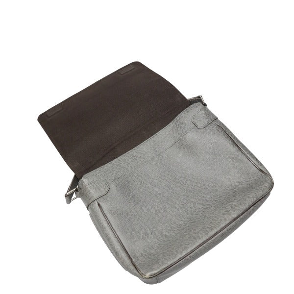LOUIS VUITTON Shoulder Bag M32623 Taiga Leather gray Men's men's Taiga Roman MM mens Used Authentic