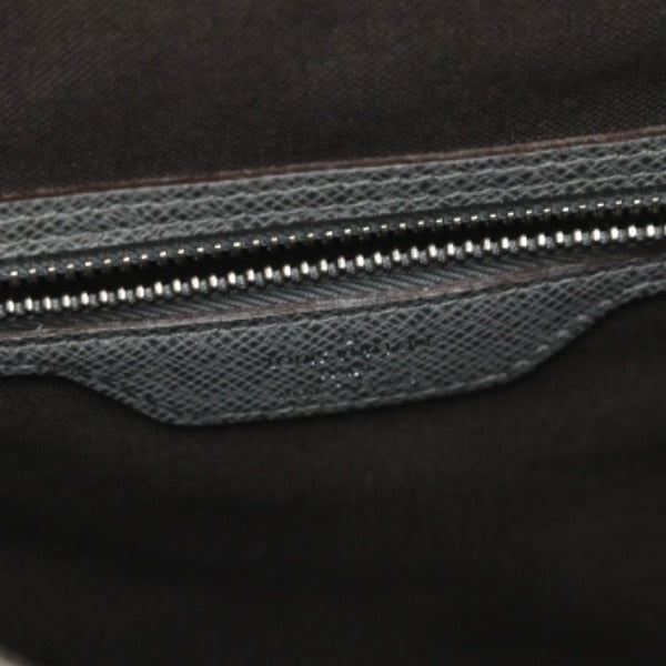LOUIS VUITTON Shoulder Bag M32623 Taiga Leather gray Men's men's Taiga Roman MM mens Used Authentic