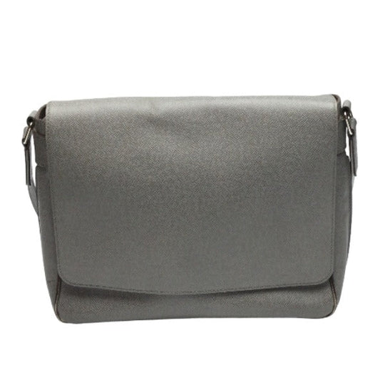 LOUIS VUITTON Shoulder Bag M32623 Taiga Leather gray Men's men's Taiga Roman MM mens Used Authentic