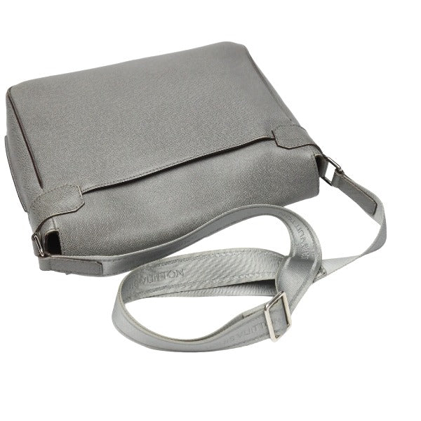 LOUIS VUITTON Shoulder Bag M32623 Taiga Leather gray Men's men's Taiga Roman MM mens Used Authentic