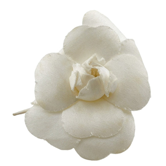 CHANEL Brooch cotton cotton white corsage Camelia Women Used Authentic
