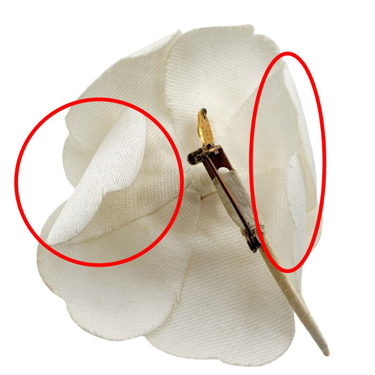 CHANEL Brooch cotton cotton white corsage Camelia Women Used Authentic