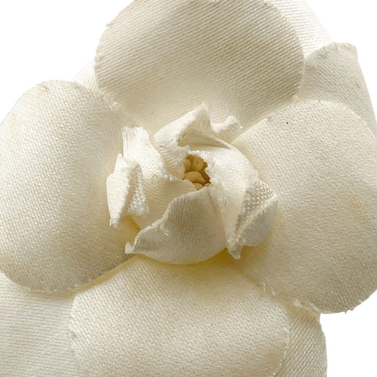 CHANEL Brooch cotton cotton white corsage Camelia Women Used Authentic