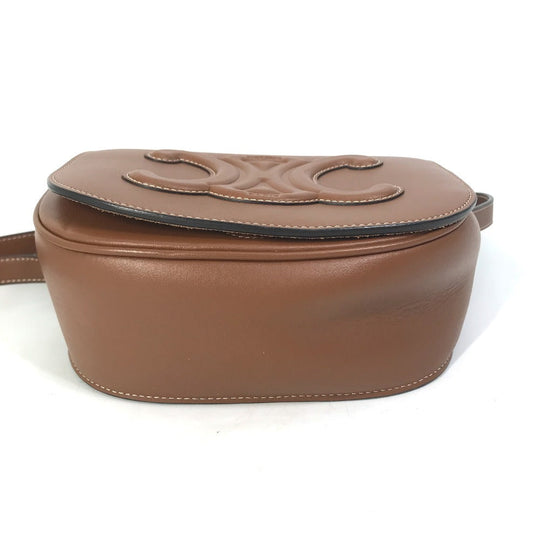CELINE Shoulder Bag 198263DU3 leather Brown Crossbody pochette Folco Cuir Triomphe Women Used Authentic
