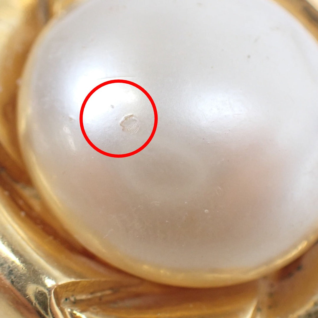 CHANEL Earring Gold Plated, Fake Pearl gold With beans, without rubber Gold Plated 93P Women Used Authentic