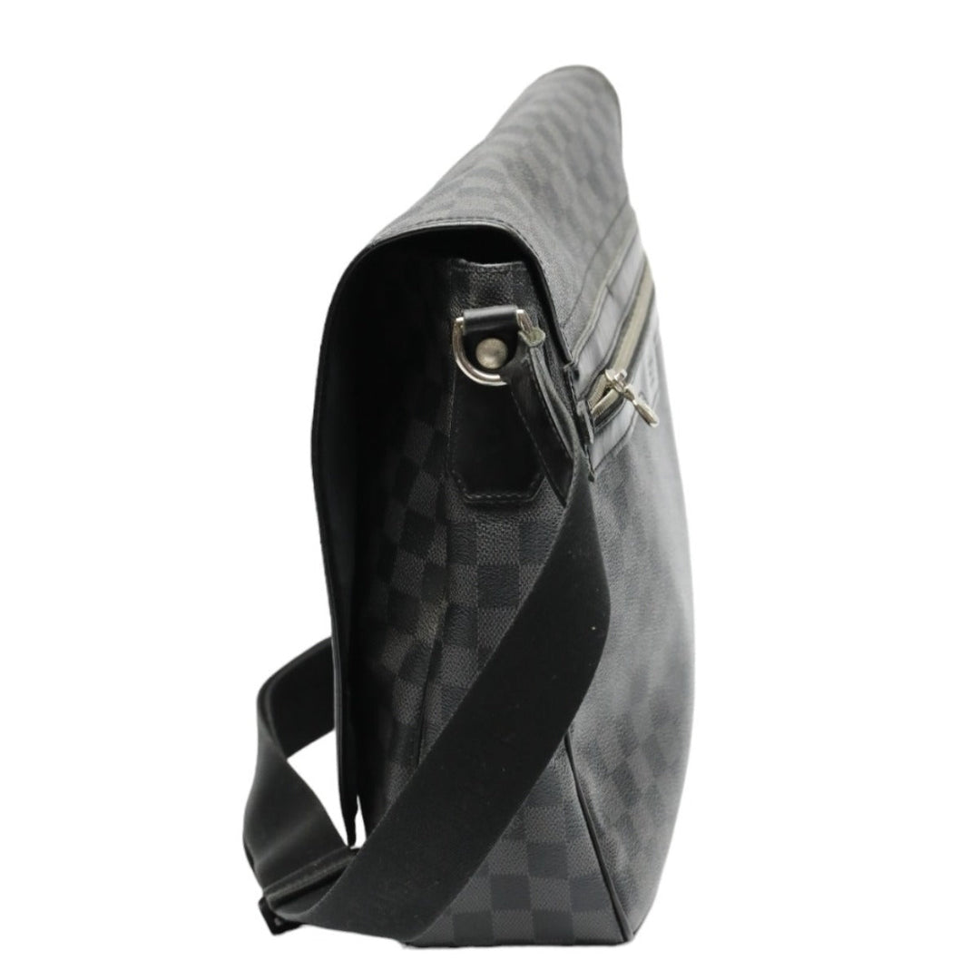 LOUIS VUITTON Shoulder Bag N58033 leather black Shoulder Bag Damier Grafitte Daniel GM unisex(Unisex) Used Authentic