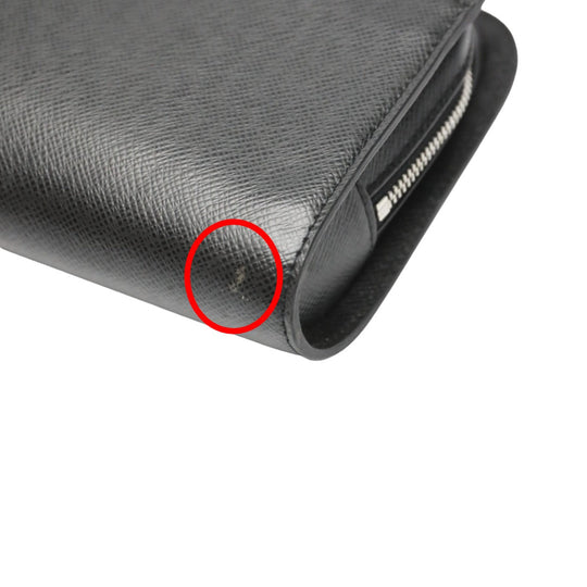 LOUIS VUITTON business bag M30182 Taiga black business bag Taiga Baikal Aldwards mens Used Authentic