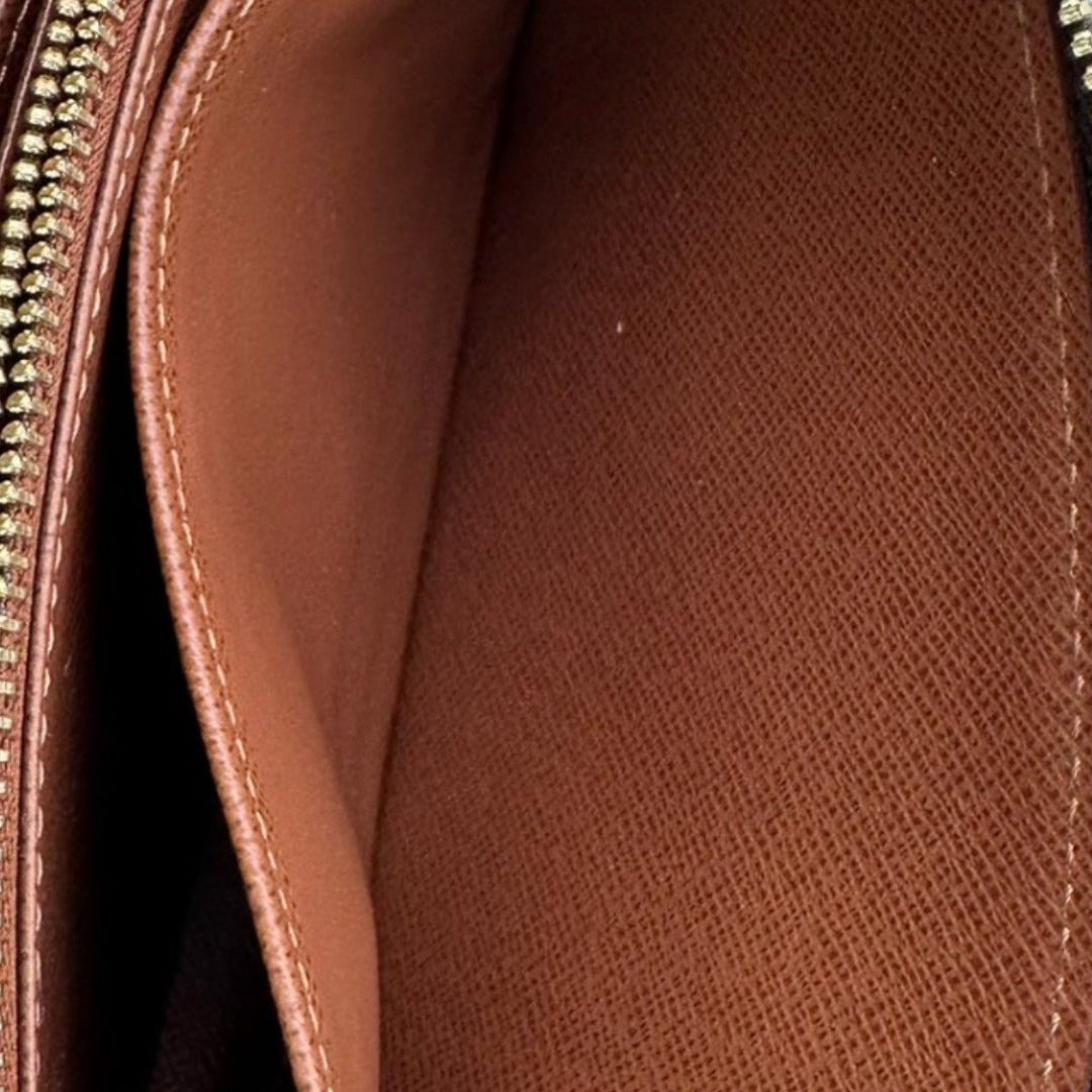 LOUIS VUITTON Long Wallet Purse M42616 Monogram canvas Brown Zip Around Monogram Zippy wallet mens(Unisex) Used Authentic