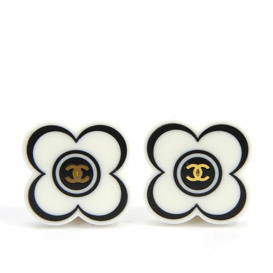 CHANEL Earring plastic white COCO Mark Women Used Authentic