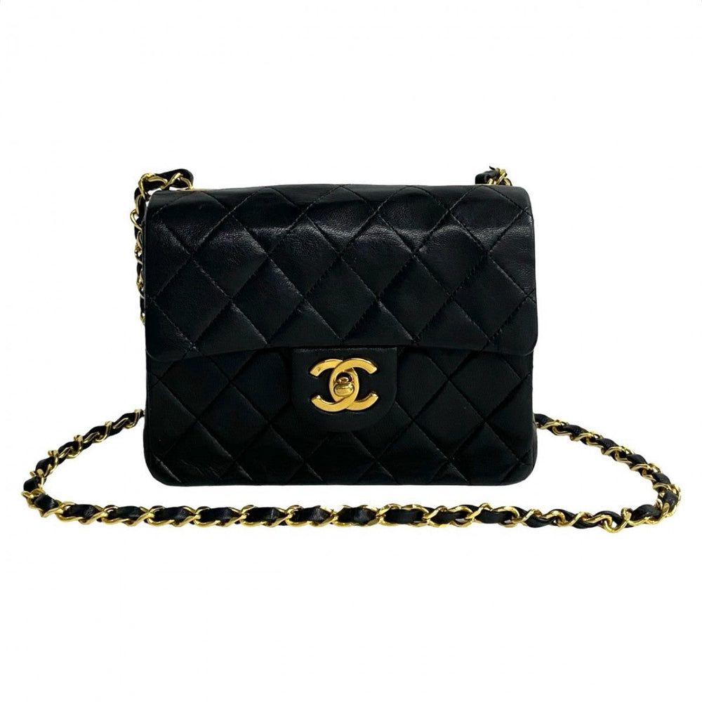 CHANEL Shoulder Bag lambskin black Matrasse