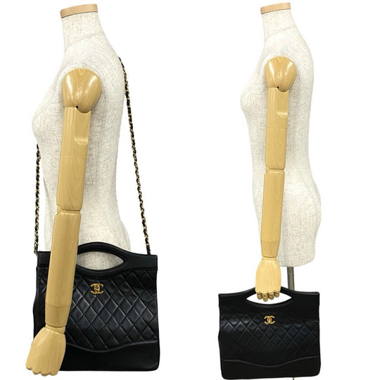 CHANEL Shoulder Bag leather black