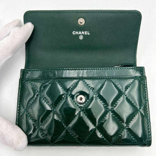 CHANEL Bifold Wallet enamel green COCO Mark Matrasse Women Used Authentic