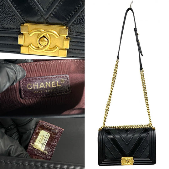 CHANEL Shoulder Bag leather black Boy chanel