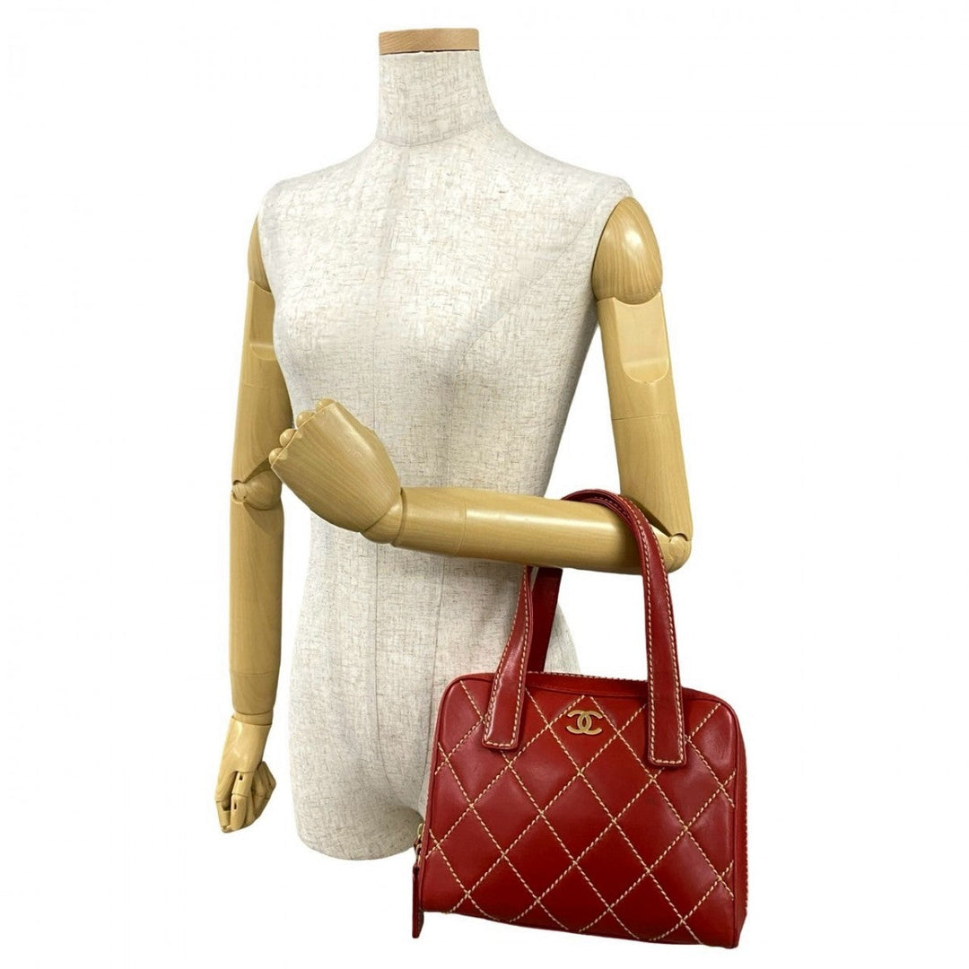 CHANEL Handbag leather Red Wild stitch