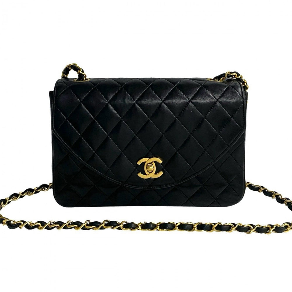 CHANEL Shoulder Bag lambskin black Matrasse