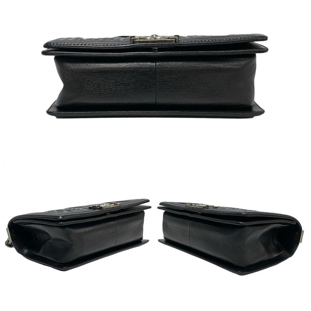 CHANEL Shoulder Bag leather black Boy chanel