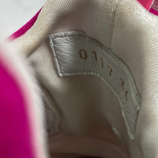 LOUIS VUITTON sneakers Nylon, Nylon pink By color logo Women 36 Used Authentic