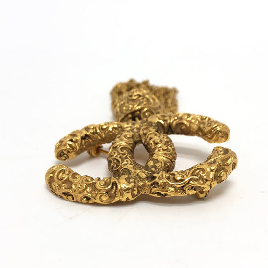 CHANEL Brooch metal gold 93A COCO Mark Fringe Lava Women Used Authentic
