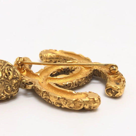 CHANEL Brooch metal gold 93A COCO Mark Fringe Lava Women Used Authentic