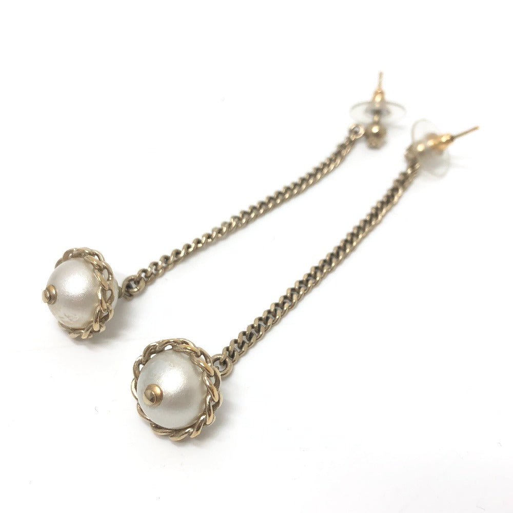 CHANEL Pierce metal gold 16B Fake pearl Women Used Authentic