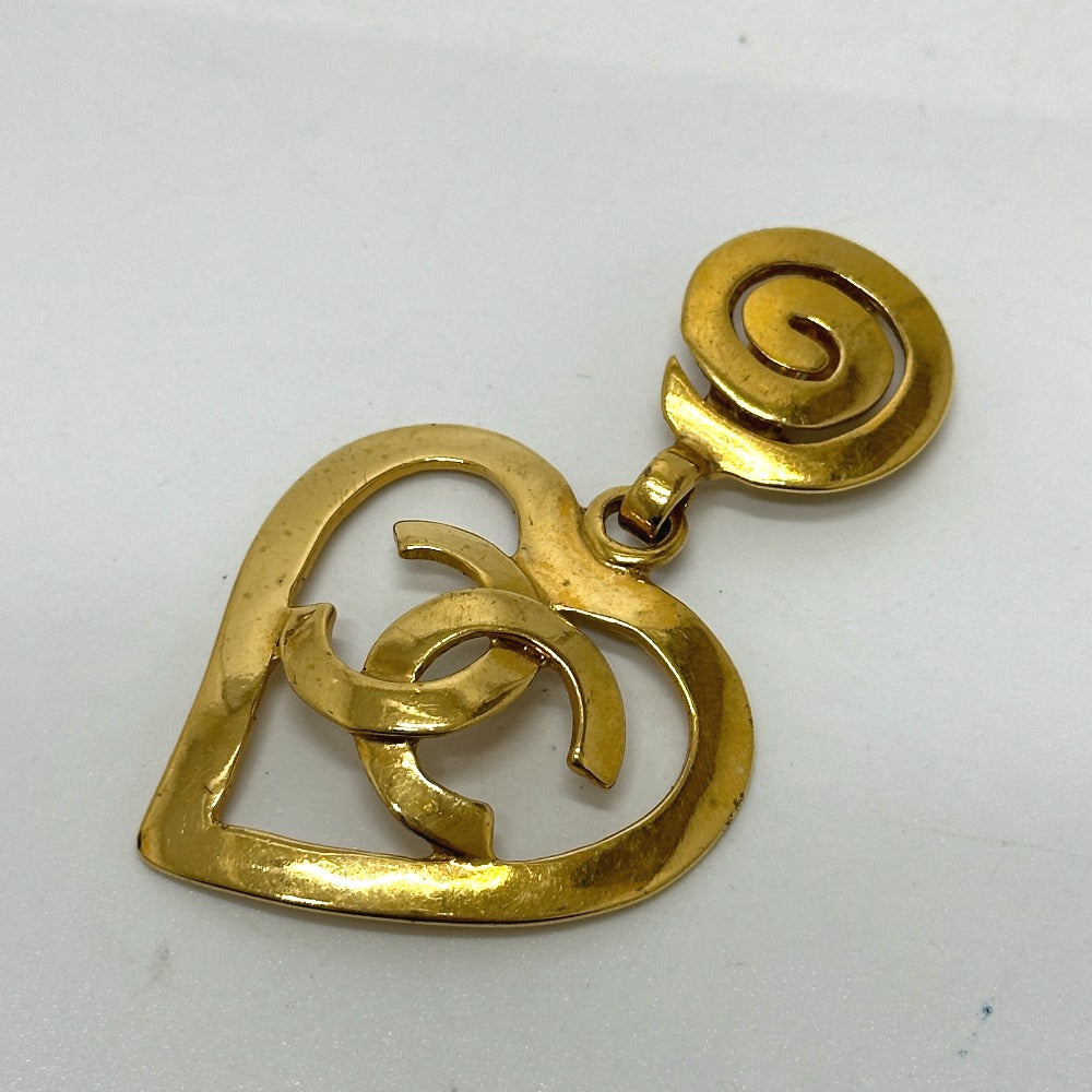 CHANEL Earring Gold Plated gold COCO Mark Heart vintage Women Used Authentic