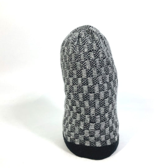 CHANEL Knit hat Cashmere, Viscose Gray x black Beanie knit cap Beanie unisex(Unisex) Used Authentic