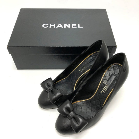 CHANEL pumps leather black CC COCO Mark Ribbon motif 34