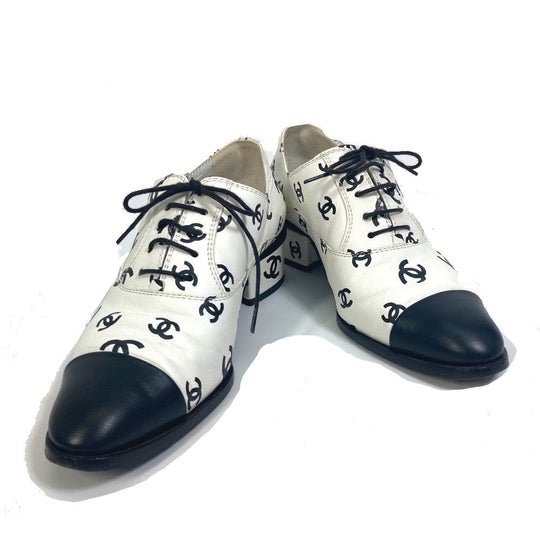 CHANEL Leather shoes G39008 leather White x black 22S CC COCO Mark all-over pattern Women 37 1/2 Used Authentic