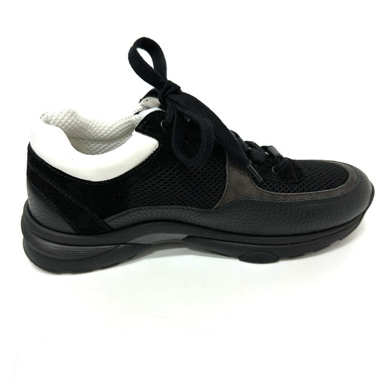 CHANEL sneakers G38299 Calf leather black 2025 Side COCO Mark Low Top Calfskin 38