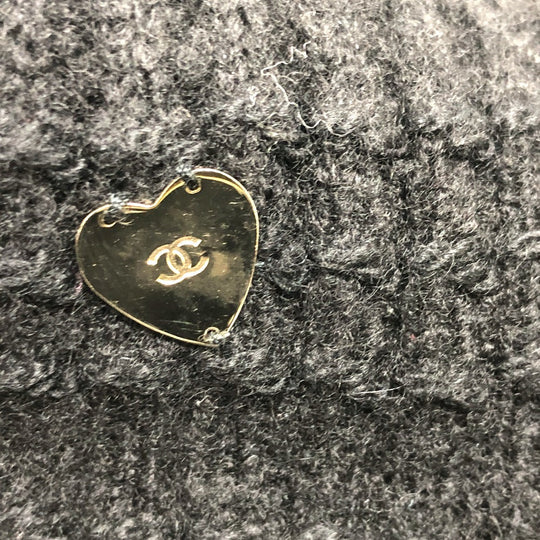 CHANEL sweater P59735 cashmere black 18B CCCOCO Mark logo icon beaded knit 34