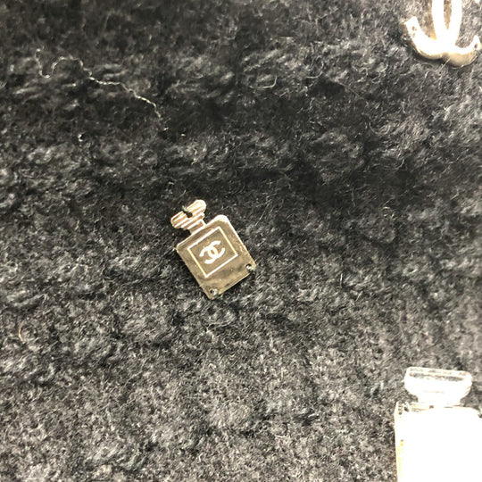 CHANEL sweater P59735 cashmere black 18B CCCOCO Mark logo icon beaded knit 34