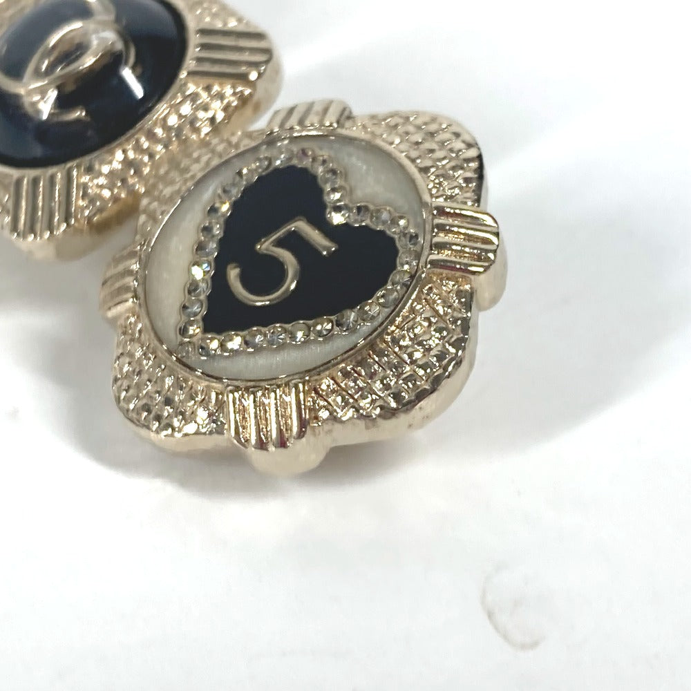 CHANEL Valletta metal gold 21A CC COCO Mark Icon NO5 Clover Rhinestone Women Used Authentic