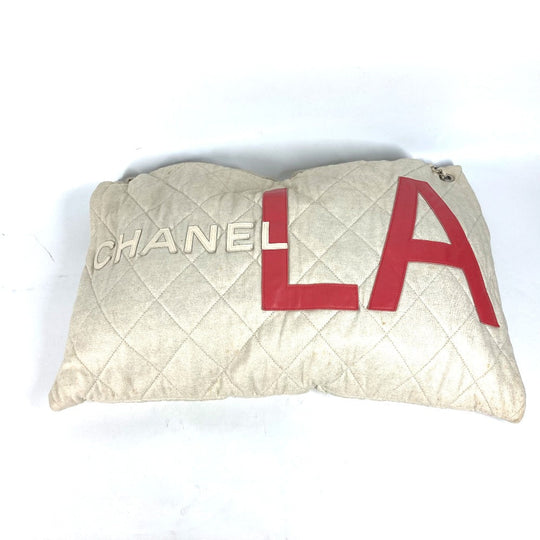 CHANEL Shoulder Bag canvas white quilting logo LA CC COCO Mark charm included Women Used Authentic