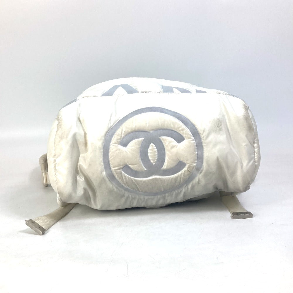 CHANEL Backpack A91933 Nylon, Tweed white fringed bag Doudone Women Secondhand Authentic
