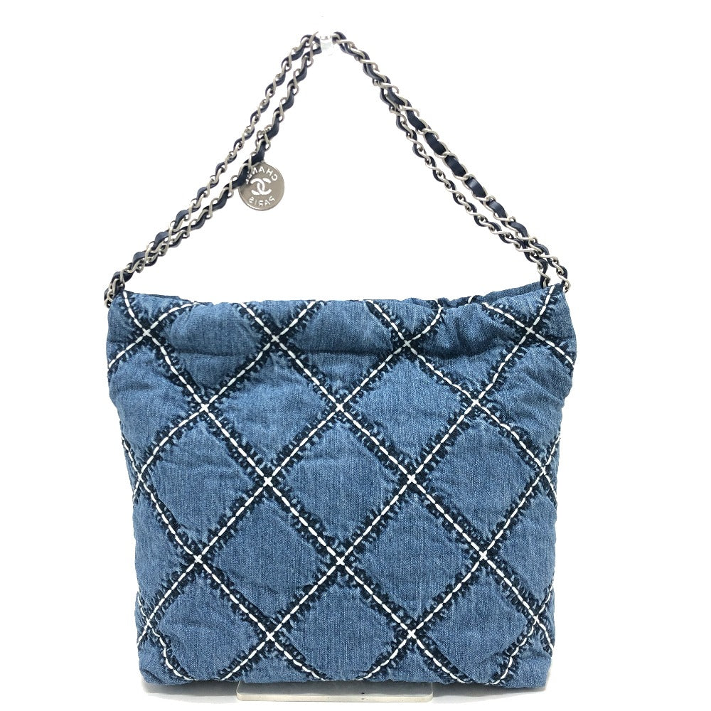 CHANEL Shoulder Bag AS3260 denim blue Chanel 22 Matelasse with medal charm Women Used Authentic
